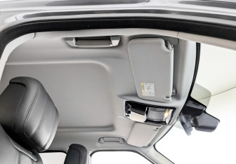 Подержанный автомобиль Land Rover Range Rover 2018 года (23 фото)