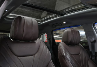 Подержанный автомобиль Chery Tiggo 8 Pro Max 2023 года (18 фото)