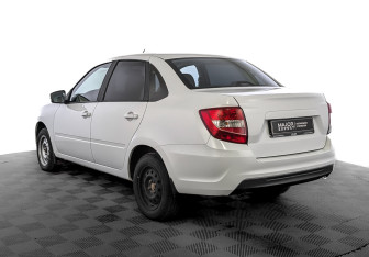 Подержанный автомобиль LADA (ВАЗ) Granta Sedan 2024 года (7 фото)