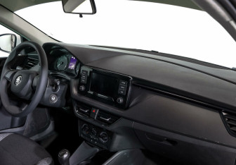 Подержанный автомобиль Skoda Rapid Liftback 2020 года (5 фото)