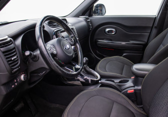 Подержанный автомобиль Kia Soul 2014 года (10 фото)