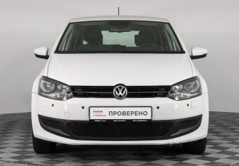 Подержанный автомобиль Volkswagen Polo Hatchback 2013 года (2 фото)