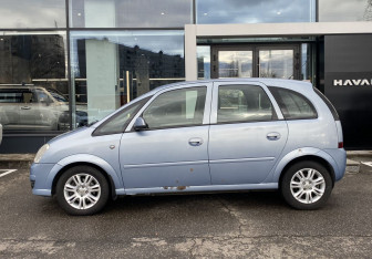 Подержанный автомобиль Opel Meriva 2008 года (8 фото)