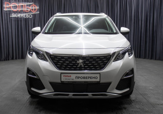 Подержанный автомобиль Peugeot 3008 2018 года (2 фото)