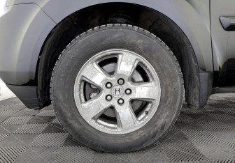 Подержанный автомобиль Honda Pilot 2012 года (18 фото)