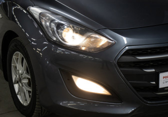 Подержанный автомобиль Hyundai i30 Hatchback 2015 года (20 фото)