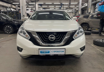 Подержанный автомобиль Nissan Murano Suv 2019 года (2 фото)