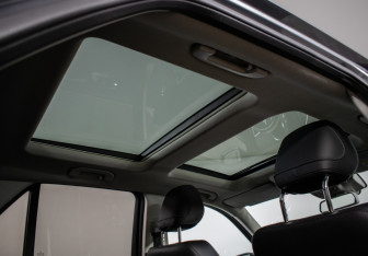 Подержанный автомобиль Mercedes-Benz GLE 2016 года (16 фото)