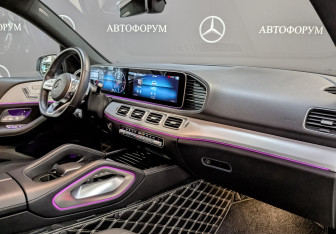 Подержанный автомобиль Mercedes-Benz GLE 2022 года (13 фото)