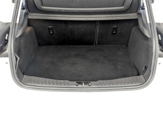 Подержанный автомобиль Ford Focus Hatchback 2018 года (10 фото)