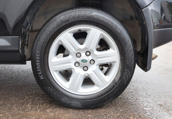 Подержанный автомобиль Land Rover Freelander 2013 года (9 фото)