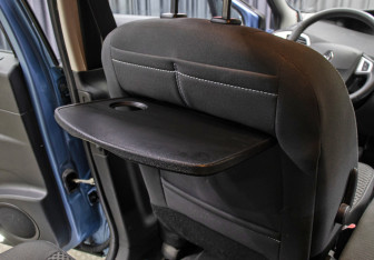 Подержанный автомобиль Renault Scenic 2011 года (22 фото)