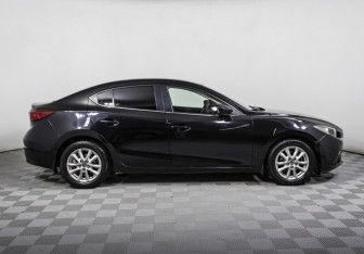 Подержанный автомобиль Mazda 3 Sedan 2015 года (4 фото)