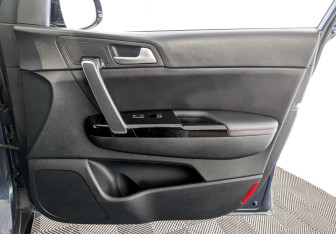 Подержанный автомобиль Kia Sportage 2021 года (26 фото)