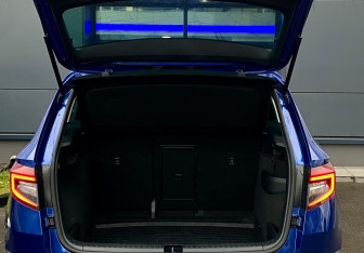 Подержанный автомобиль Skoda Karoq 2020 года (10 фото)