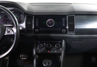 Подержанный автомобиль Skoda Kodiaq 2019 года (14 фото)