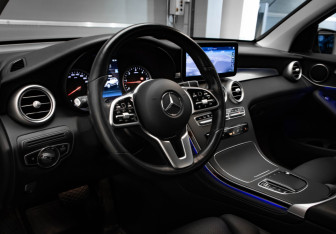 Подержанный автомобиль Mercedes-Benz GLC Coupe 2020 года (7 фото)
