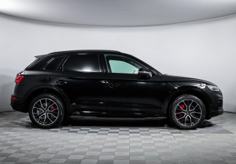 Подержанный автомобиль Audi Q5 2025 года (4 фото)