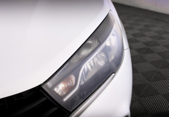 Подержанный автомобиль LADA (ВАЗ) Vesta Sedan 2019 года (17 фото)