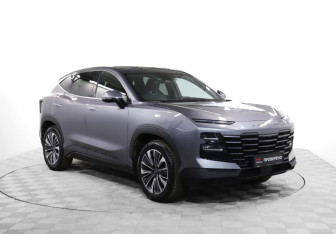 Подержанный автомобиль Jetour Dashing 2023 года (3 фото)
