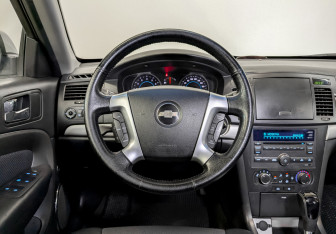 Подержанный автомобиль Chevrolet Epica 2011 года (22 фото)