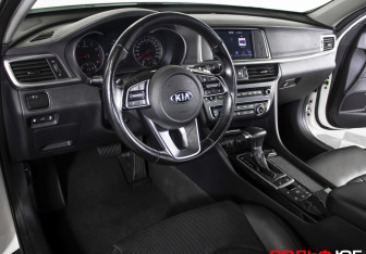 Подержанный автомобиль Kia Optima Sedan 2018 года (9 фото)