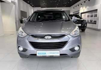 Подержанный автомобиль Hyundai ix35 2014 года (2 фото)