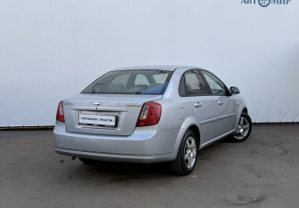 Подержанный автомобиль Chevrolet Lacetti Sedan 2008 года (5 фото)