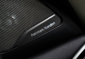 Подержанный автомобиль BMW X4 2021 года (19 фото)