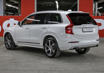 Подержанный автомобиль Volvo XC90 2016 года (7 фото)