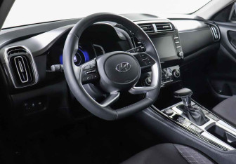 Подержанный автомобиль Hyundai Creta 2022 года (6 фото)