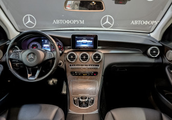 Подержанный автомобиль Mercedes-Benz GLC Coupe 2017 года (14 фото)