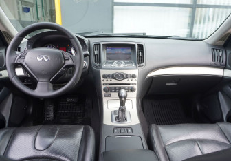 Подержанный автомобиль Infiniti G Sedan 2007 года (14 фото)
