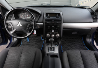 Подержанный автомобиль Mitsubishi Galant Sedan 2008 года (13 фото)