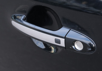 Подержанный автомобиль Hyundai Santa Fe 2011 года (17 фото)
