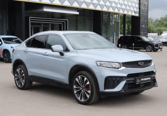 Подержанный автомобиль Geely Tugella 2023 года (3 фото)