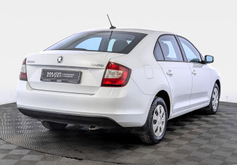 Подержанный автомобиль Skoda Rapid Liftback 2019 года (5 фото)