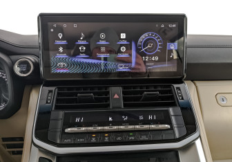 Подержанный автомобиль Toyota Land Cruiser Suv 2022 года (17 фото)