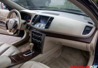 Подержанный автомобиль Nissan Teana 2008 года (7 фото)