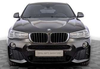 Подержанный автомобиль BMW X4 2017 года (2 фото)