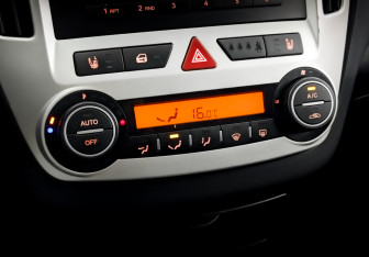 Подержанный автомобиль Kia Ceed Hatchback 2009 года (25 фото)