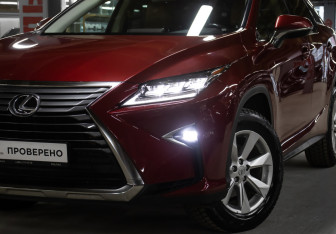 Подержанный автомобиль Lexus RX 2016 года (23 фото)