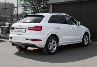 Подержанный автомобиль Audi Q3 2016 года (4 фото)
