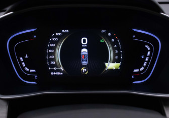 Подержанный автомобиль Geely Coolray 2022 года (12 фото)