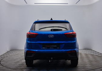 Подержанный автомобиль Hyundai Creta 2019 года (6 фото)