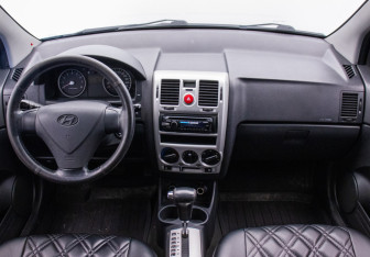 Подержанный автомобиль Hyundai Getz 2009 года (13 фото)