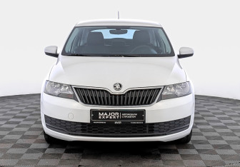 Подержанный автомобиль Skoda Rapid Liftback 2019 года (2 фото)