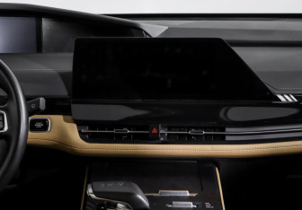 Подержанный автомобиль Changan UNI-K 2023 года (13 фото)