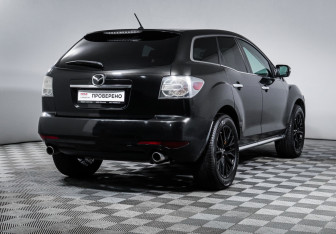 Подержанный автомобиль Mazda CX-7 2011 года (5 фото)