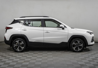 Подержанный автомобиль Москвич 3 2023 года (4 фото)